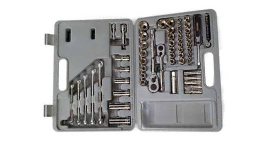70 Piece Socket & Wrench Tool Set